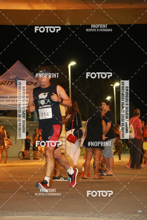Buy your photos of the eventLuz do Mundo Night Run on Fotop