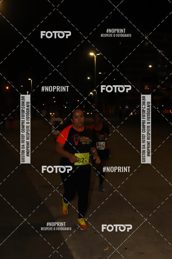 Buy your photos of the eventLuz do Mundo Night Run on Fotop
