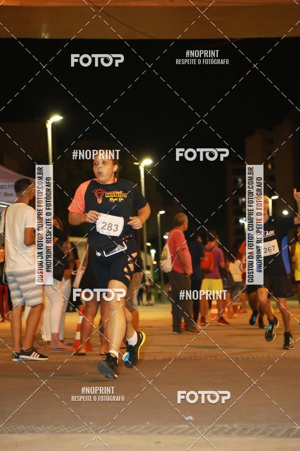 Buy your photos of the eventLuz do Mundo Night Run on Fotop