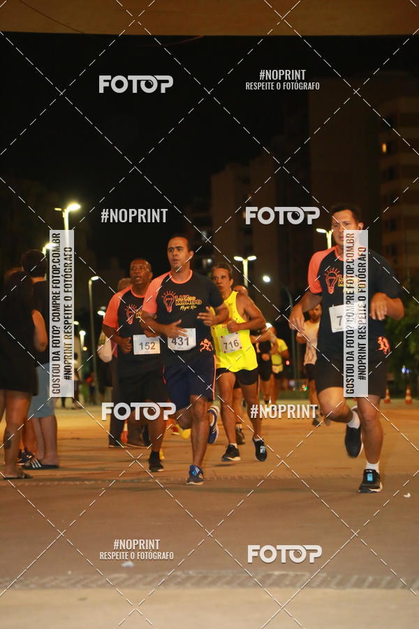 Buy your photos of the eventLuz do Mundo Night Run on Fotop