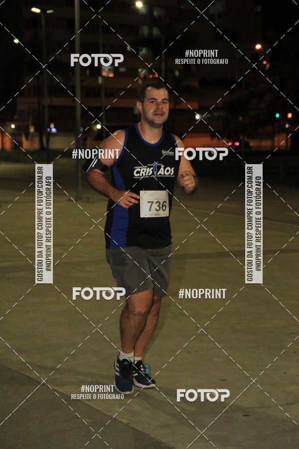 Buy your photos of the eventLuz do Mundo Night Run on Fotop