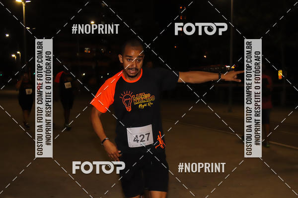 Buy your photos of the eventLuz do Mundo Night Run on Fotop
