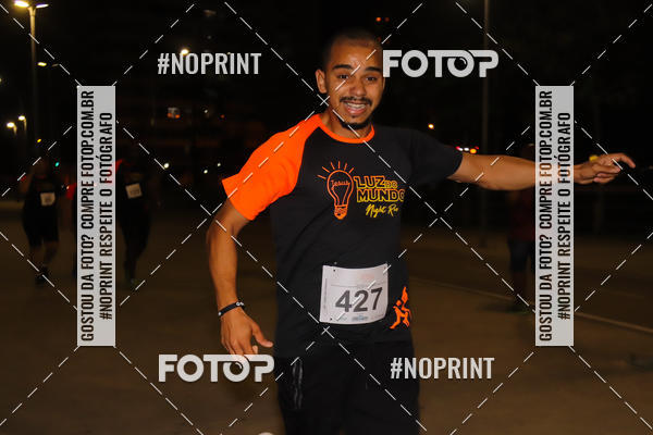 Buy your photos of the eventLuz do Mundo Night Run on Fotop