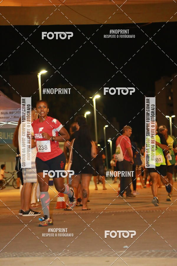 Buy your photos of the eventLuz do Mundo Night Run on Fotop