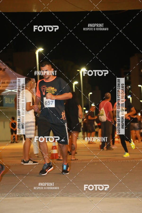 Buy your photos of the eventLuz do Mundo Night Run on Fotop