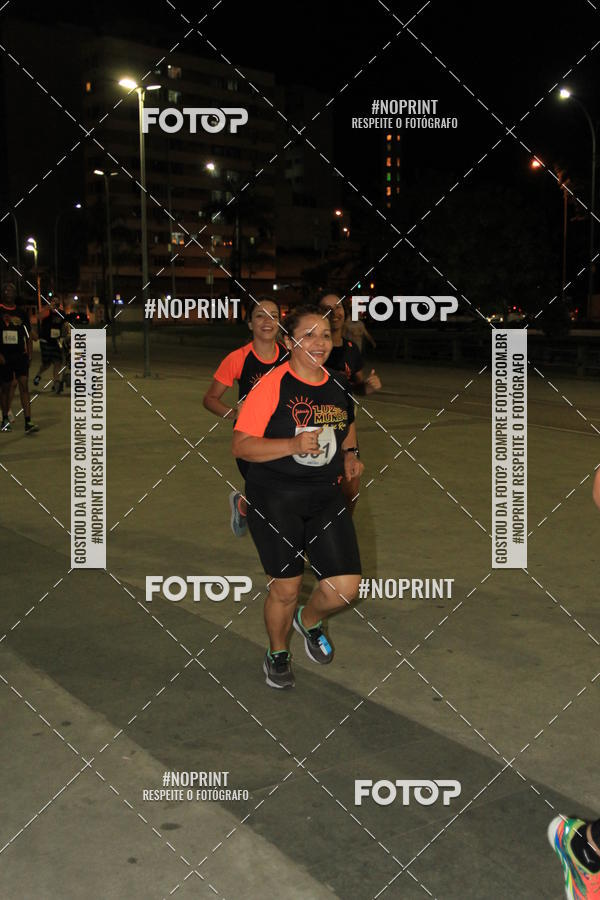 Buy your photos of the eventLuz do Mundo Night Run on Fotop