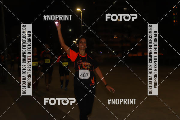 Buy your photos of the eventLuz do Mundo Night Run on Fotop