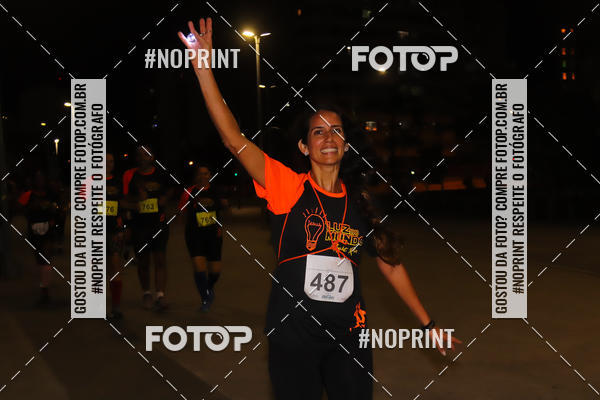 Buy your photos of the eventLuz do Mundo Night Run on Fotop