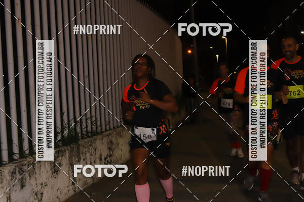 Buy your photos of the eventLuz do Mundo Night Run on Fotop