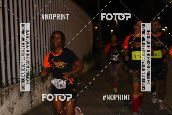 Buy your photos of the eventLuz do Mundo Night Run on Fotop