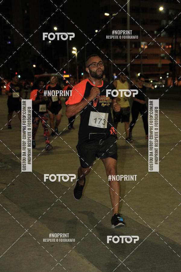 Buy your photos of the eventLuz do Mundo Night Run on Fotop