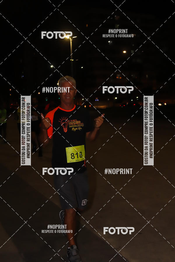 Buy your photos of the eventLuz do Mundo Night Run on Fotop