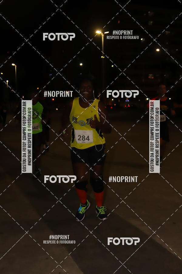 Buy your photos of the eventLuz do Mundo Night Run on Fotop