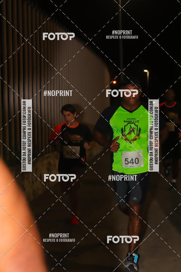 Buy your photos of the eventLuz do Mundo Night Run on Fotop