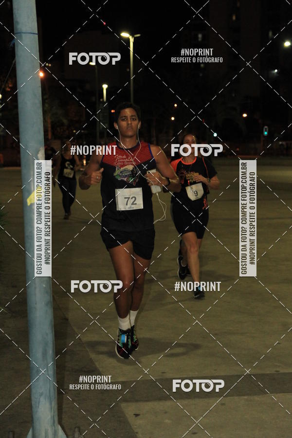 Buy your photos of the eventLuz do Mundo Night Run on Fotop