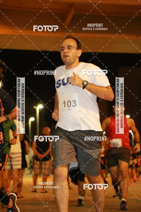 Buy your photos of the eventLuz do Mundo Night Run on Fotop
