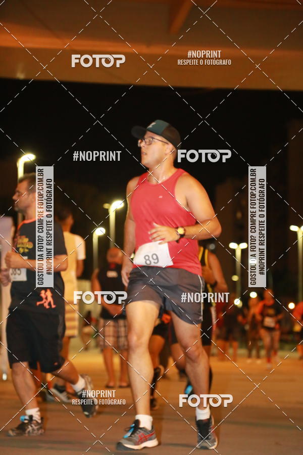 Buy your photos of the eventLuz do Mundo Night Run on Fotop