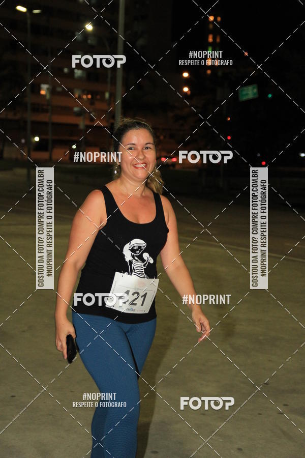 Buy your photos of the eventLuz do Mundo Night Run on Fotop