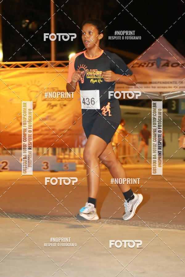 Buy your photos of the eventLuz do Mundo Night Run on Fotop