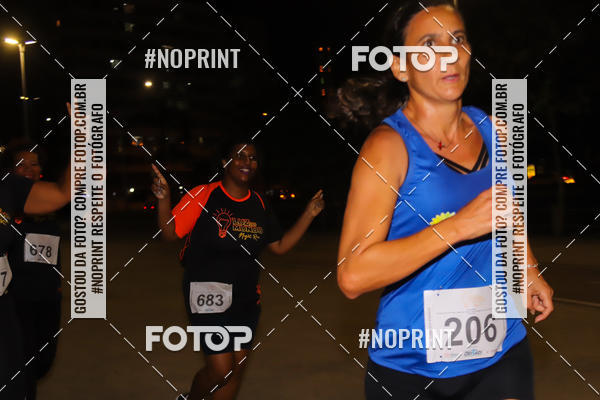 Buy your photos of the eventLuz do Mundo Night Run on Fotop