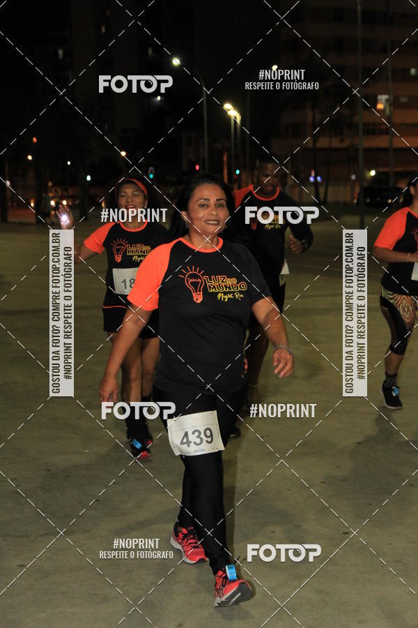Buy your photos of the eventLuz do Mundo Night Run on Fotop