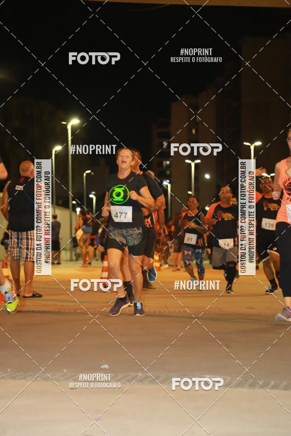 Buy your photos of the eventLuz do Mundo Night Run on Fotop