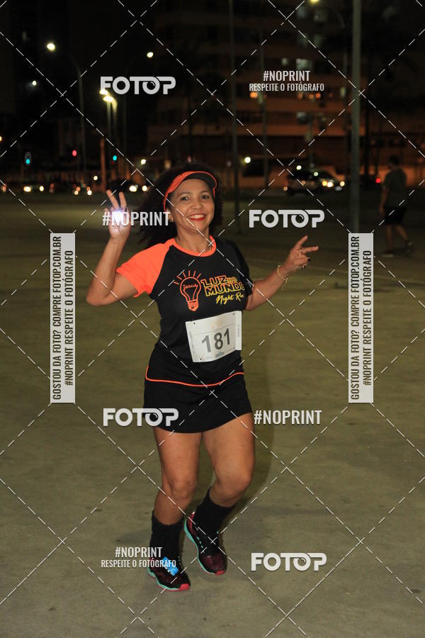Buy your photos of the eventLuz do Mundo Night Run on Fotop