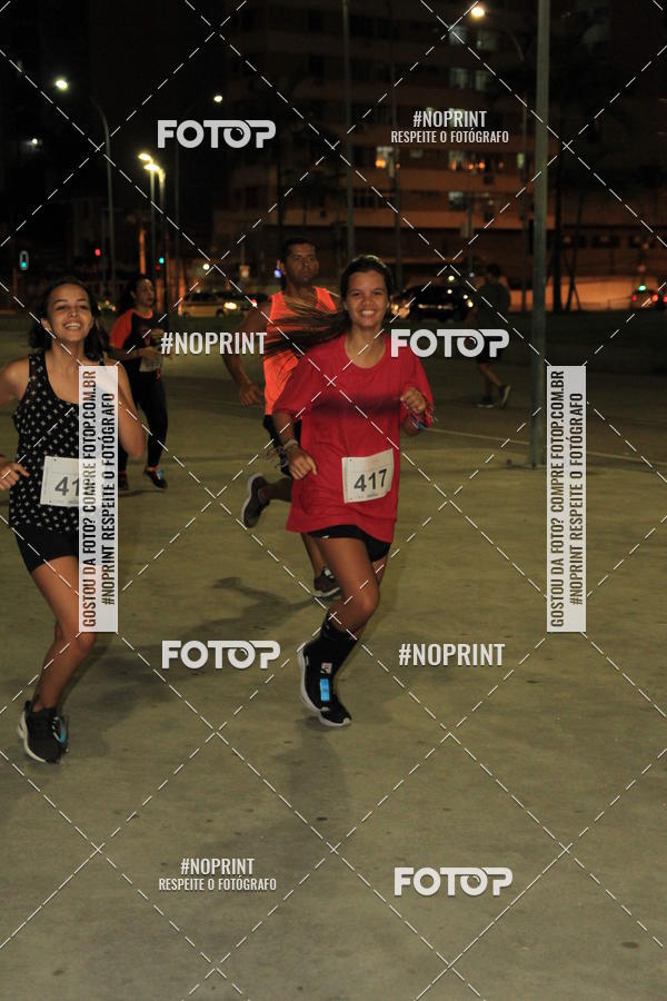 Buy your photos of the eventLuz do Mundo Night Run on Fotop