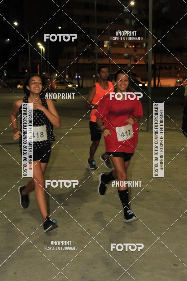 Buy your photos of the eventLuz do Mundo Night Run on Fotop