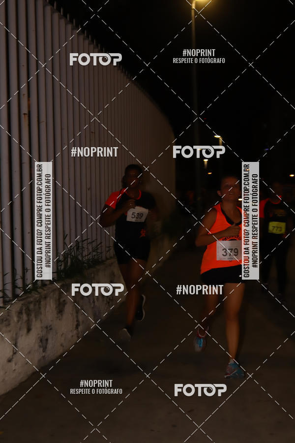 Buy your photos of the eventLuz do Mundo Night Run on Fotop