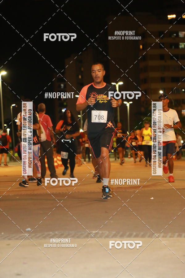 Buy your photos of the eventLuz do Mundo Night Run on Fotop