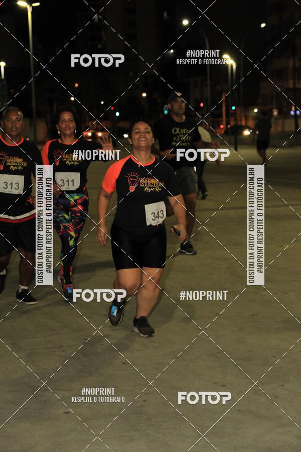 Buy your photos of the eventLuz do Mundo Night Run on Fotop