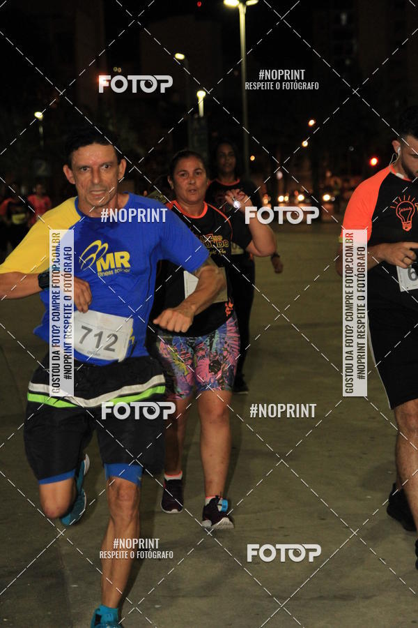Buy your photos of the eventLuz do Mundo Night Run on Fotop