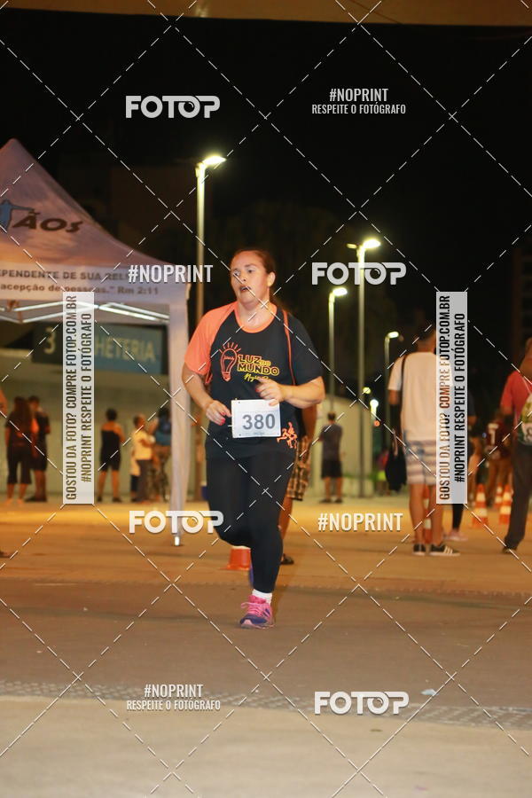 Buy your photos of the eventLuz do Mundo Night Run on Fotop