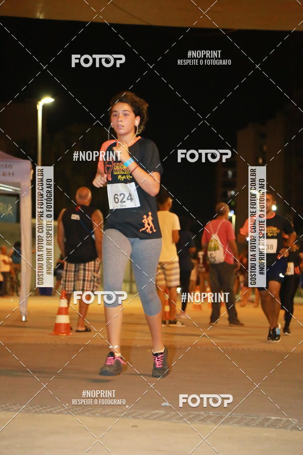 Buy your photos of the eventLuz do Mundo Night Run on Fotop
