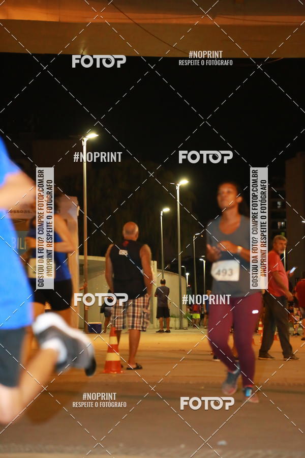 Buy your photos of the eventLuz do Mundo Night Run on Fotop