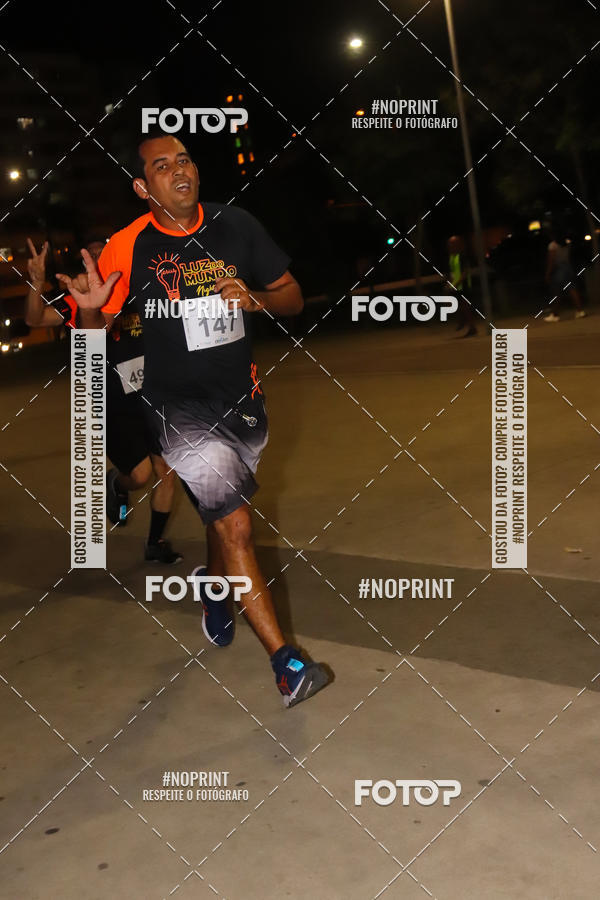 Buy your photos of the eventLuz do Mundo Night Run on Fotop