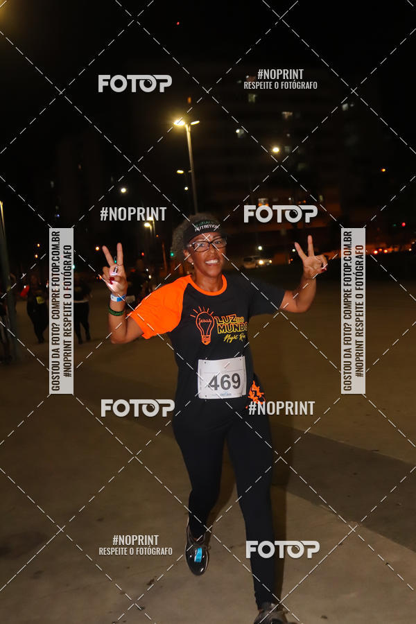 Buy your photos of the eventLuz do Mundo Night Run on Fotop