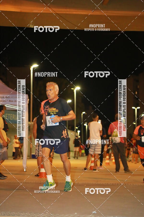 Buy your photos of the eventLuz do Mundo Night Run on Fotop
