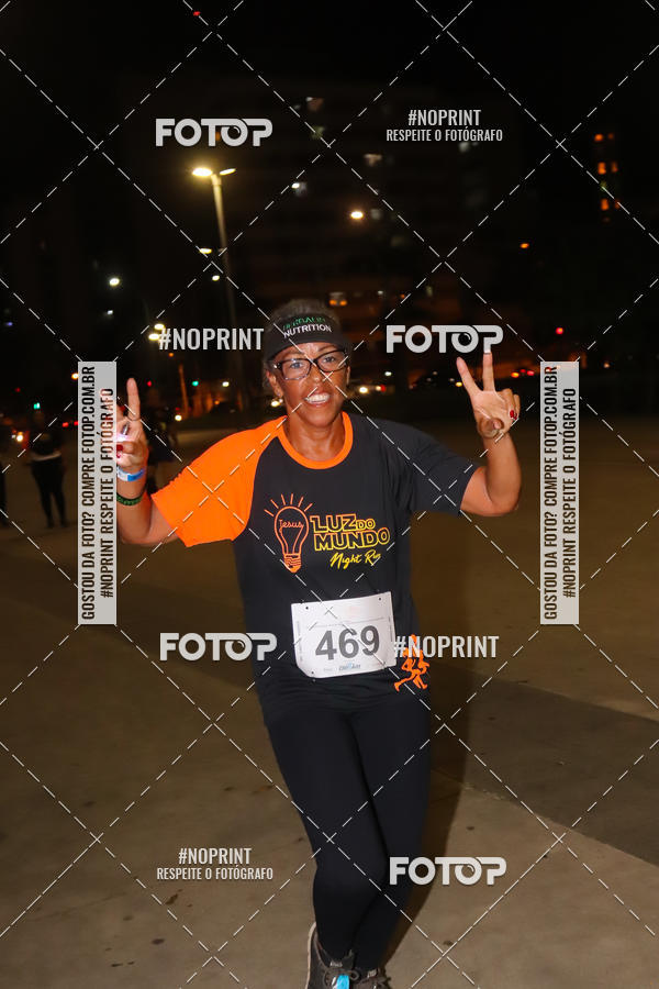 Buy your photos of the eventLuz do Mundo Night Run on Fotop