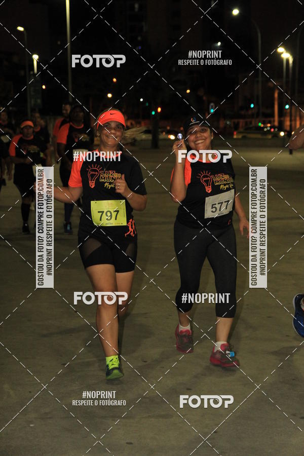 Buy your photos of the eventLuz do Mundo Night Run on Fotop