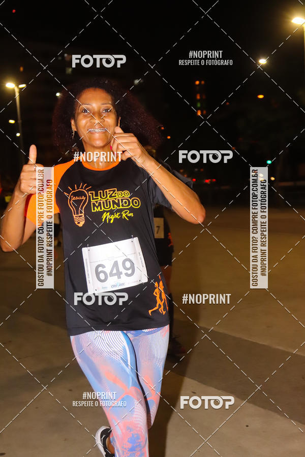 Buy your photos of the eventLuz do Mundo Night Run on Fotop