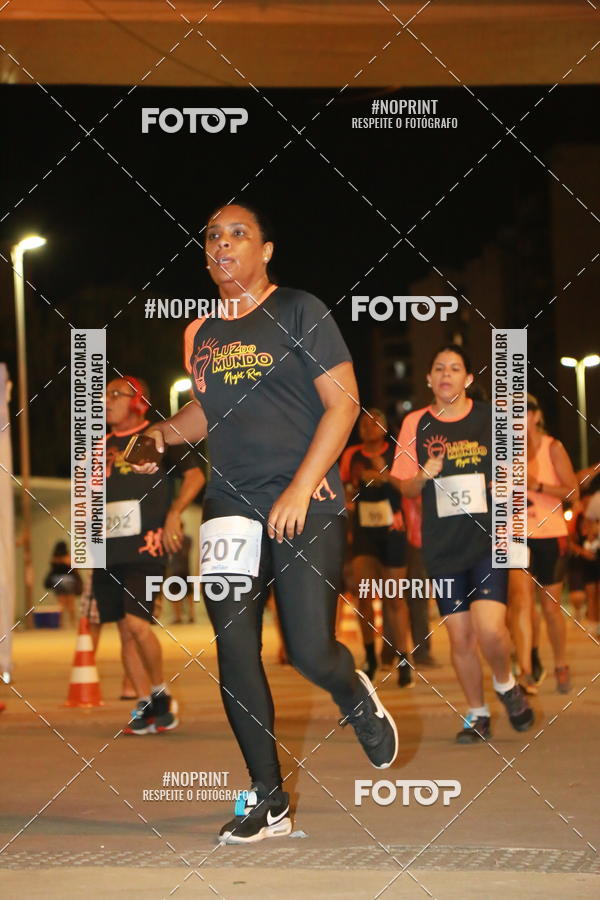 Buy your photos of the eventLuz do Mundo Night Run on Fotop