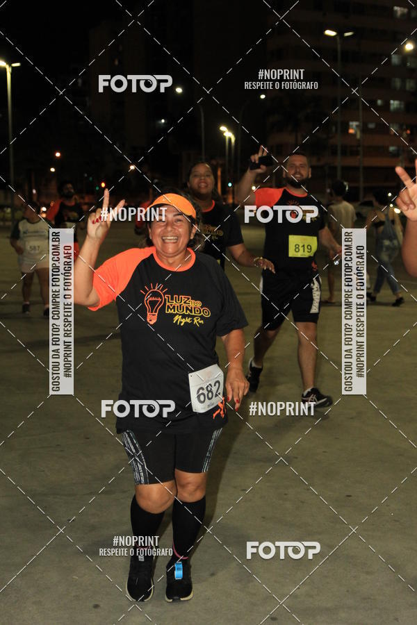 Buy your photos of the eventLuz do Mundo Night Run on Fotop