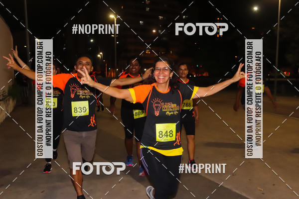 Buy your photos of the eventLuz do Mundo Night Run on Fotop