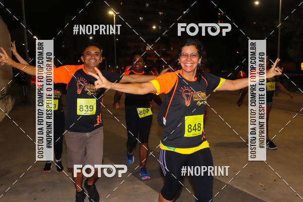 Buy your photos of the eventLuz do Mundo Night Run on Fotop