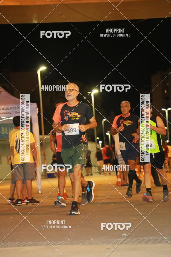 Buy your photos of the eventLuz do Mundo Night Run on Fotop