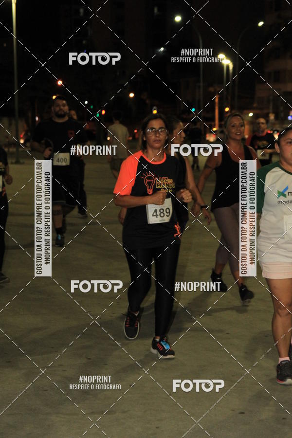 Buy your photos of the eventLuz do Mundo Night Run on Fotop