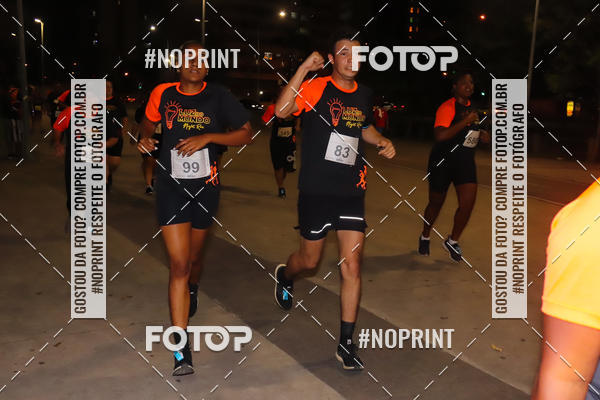 Buy your photos of the eventLuz do Mundo Night Run on Fotop