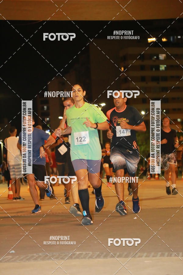 Buy your photos of the eventLuz do Mundo Night Run on Fotop
